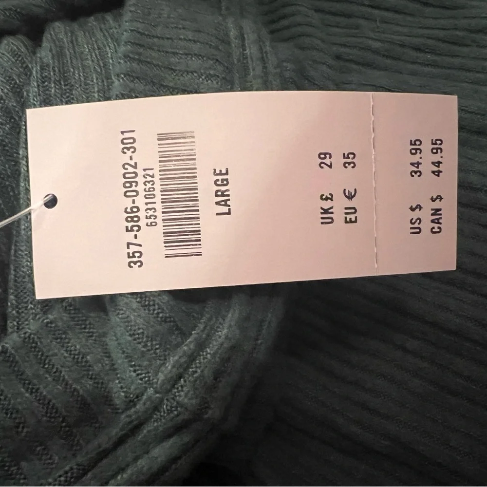 Hollister Women’s Hoodie Sweater - Picture 4 of 5